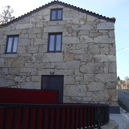 Casa De Riba'dao - Arcos De Valdevez 度假居 *